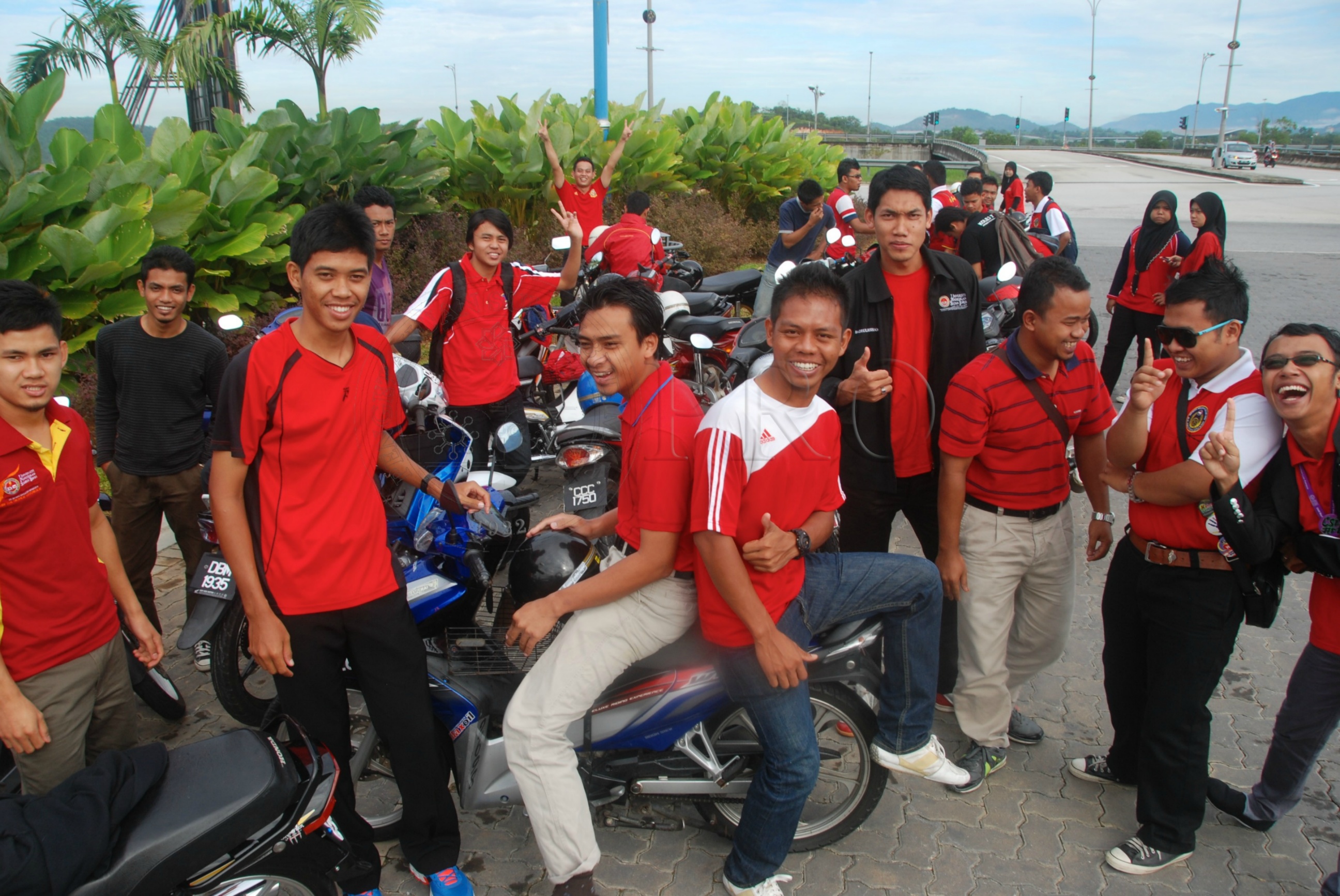 PRO 12 125 rtm DSC 6942